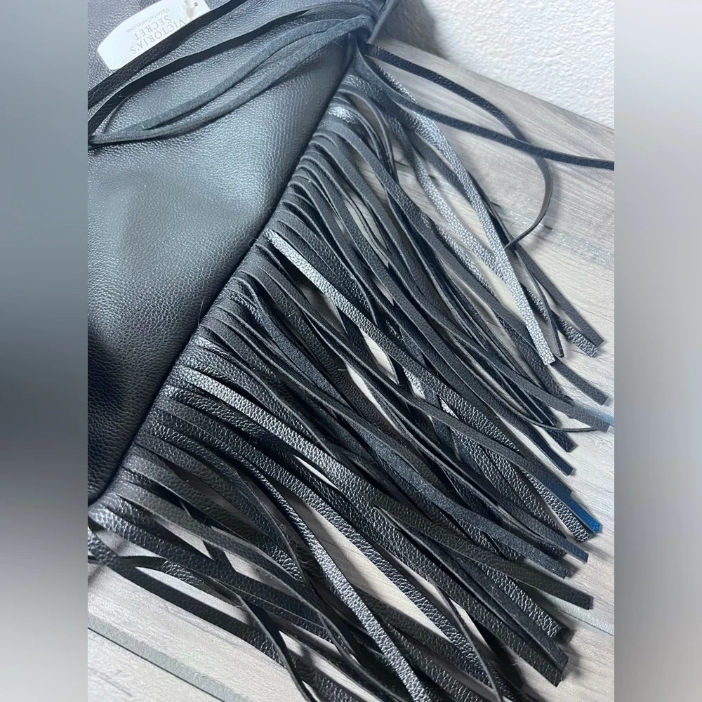 VICTORIA'S SECRET Black Faux Leather Fringe Drawstring Bucket Backpack NWT tags - Picture 6 of 11
